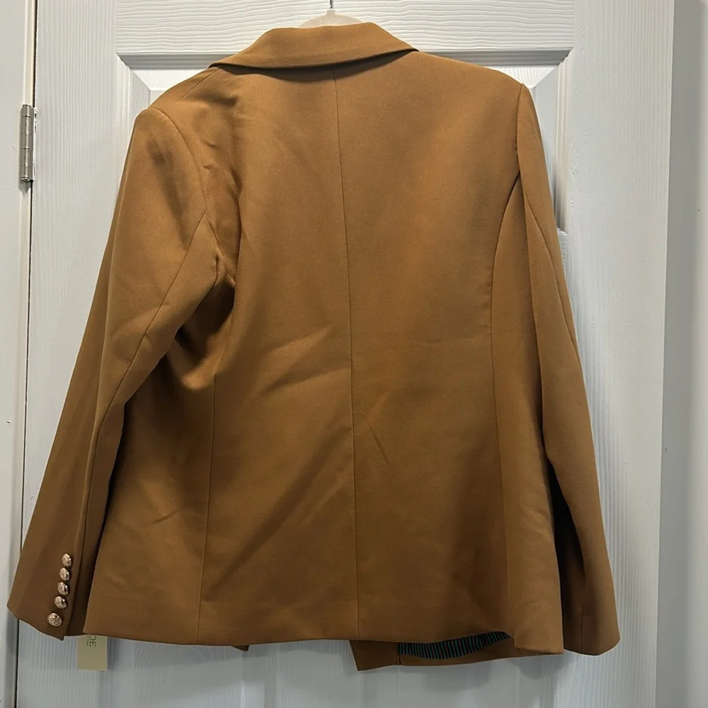 New with tags Women’s Blazer in XL - Picture 5 of 14